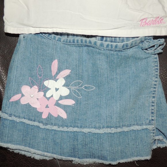 Barbie Avenue - Twin Set - Embroidered Floral Halter & Matching Print Jean Skort - Picture 4 of 8